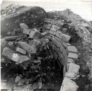The 1950s excavation revealed the remains of beautifully constructed huts. The stone walls were built using local limestone, which had been carefully prepared.